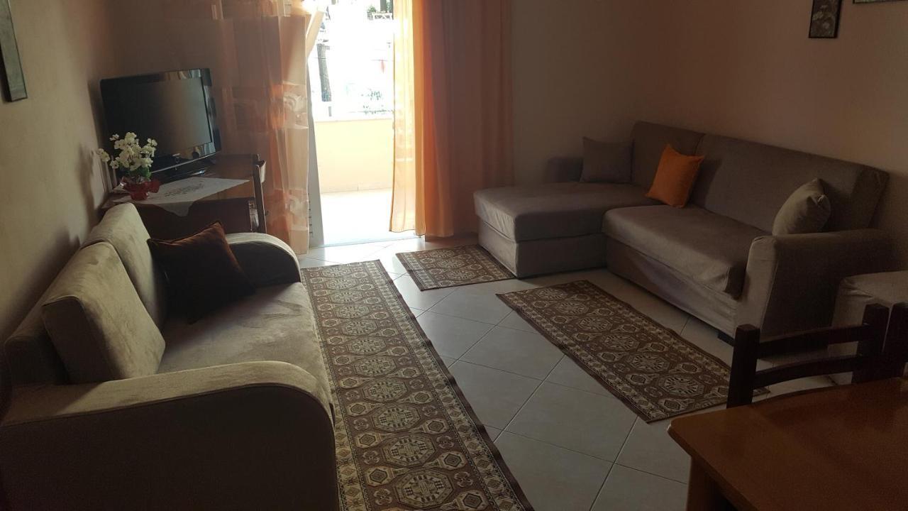 Christos Apartments Sarandë Buitenkant foto