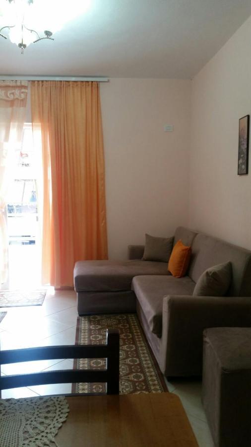 Christos Apartments Sarandë Buitenkant foto