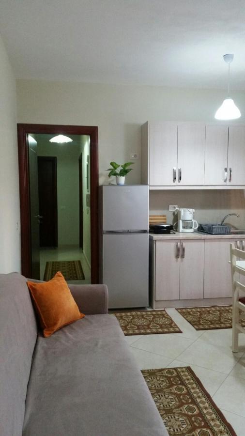 Christos Apartments Sarandë Buitenkant foto