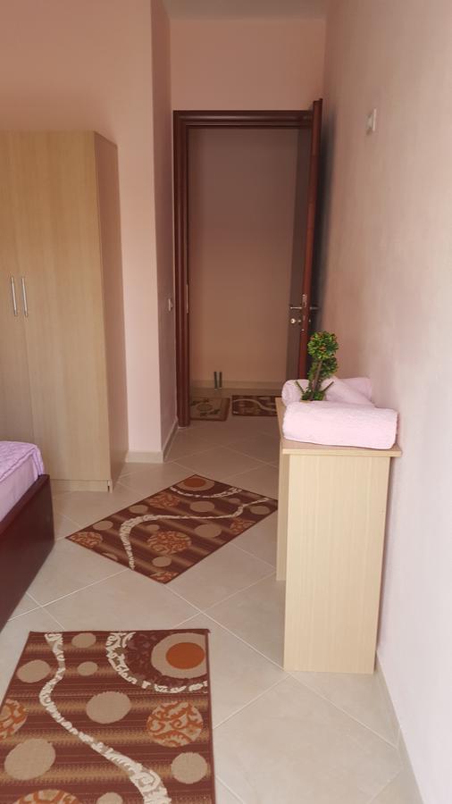 Christos Apartments Sarandë Buitenkant foto