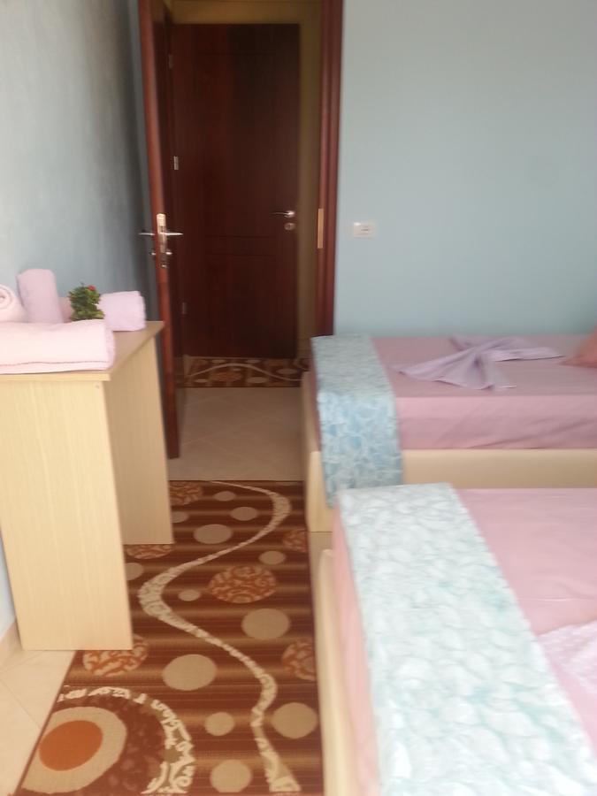 Christos Apartments Sarandë Buitenkant foto