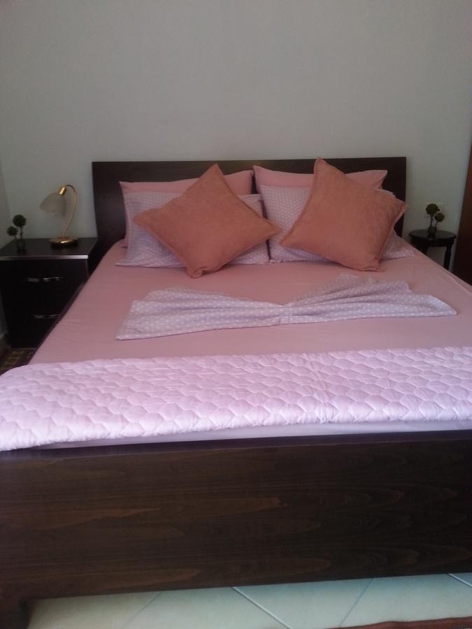 Christos Apartments Sarandë Buitenkant foto