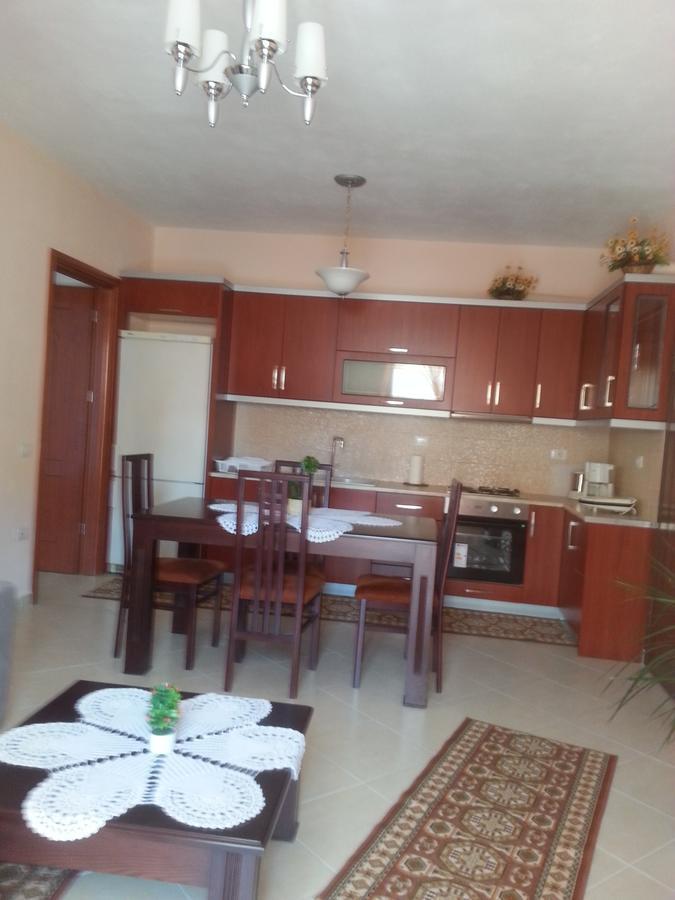 Christos Apartments Sarandë Buitenkant foto
